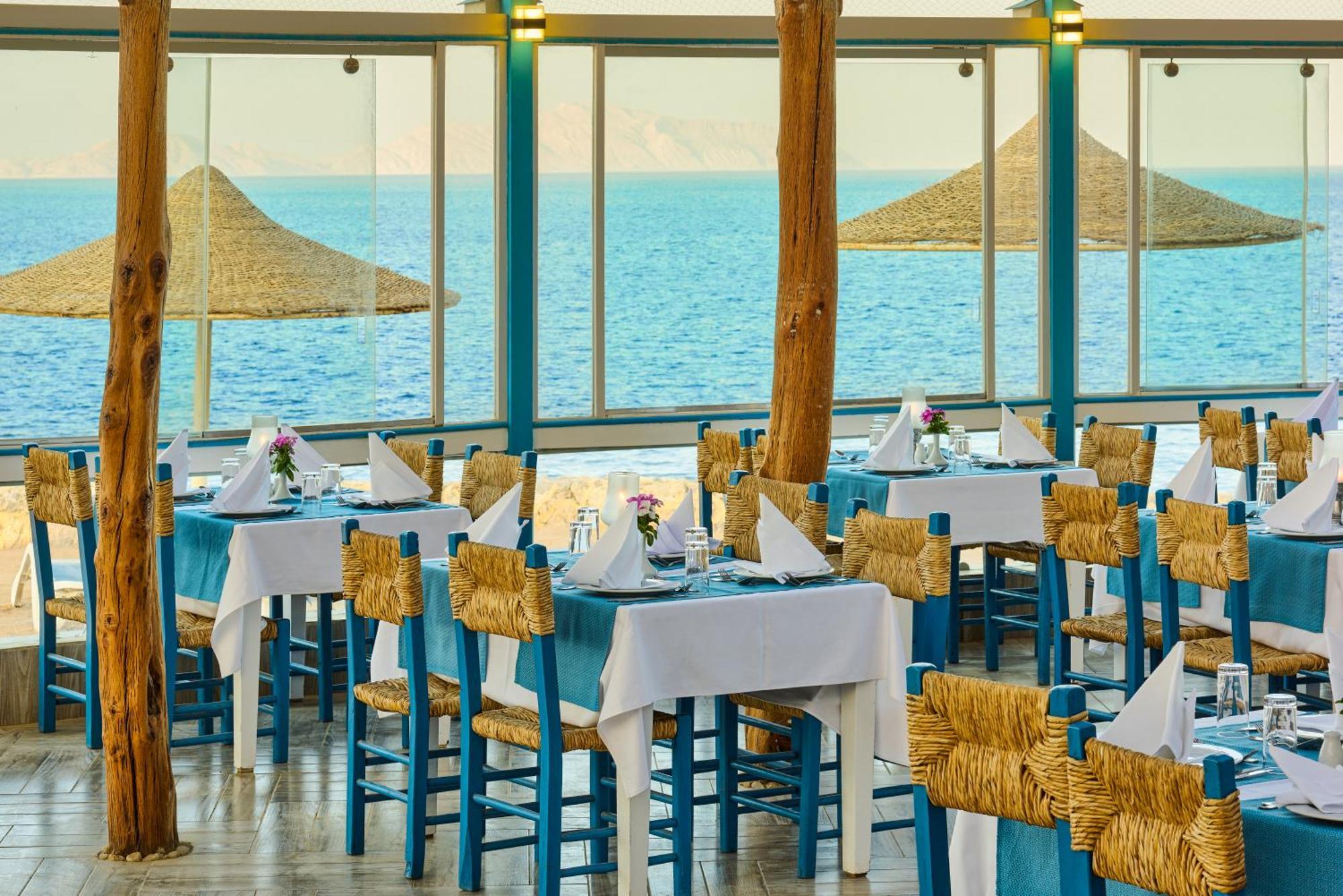 Dreams Beach Resort - Sharm El Sheikh Exteriör bild Restaurant at the hotel