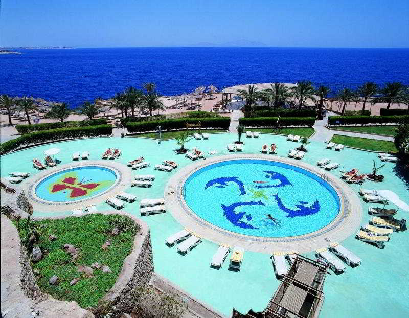 Dreams Beach Resort - Sharm El Sheikh Exteriör bild The pool at the Hilton Sharm El Sheikh